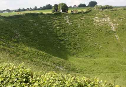 Der Lochnagar-Krater bei La Boisselle